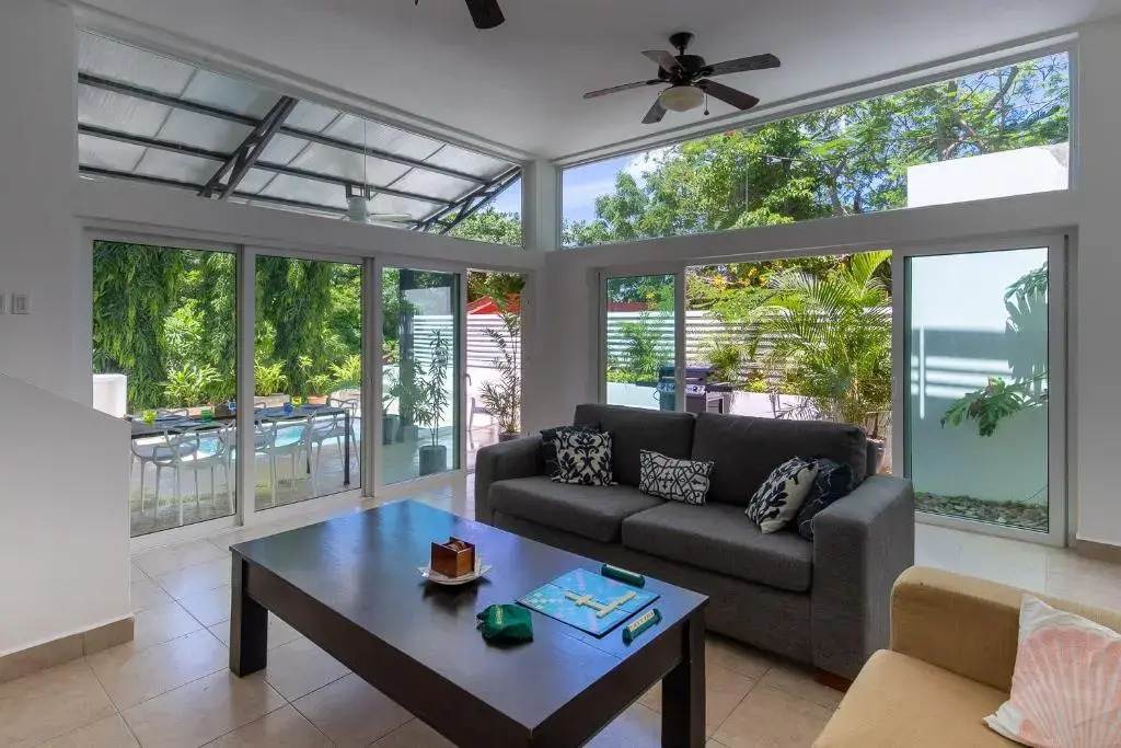 Casa Esmeralda - Family Friendly 3 Bedroom Home with Private Pool