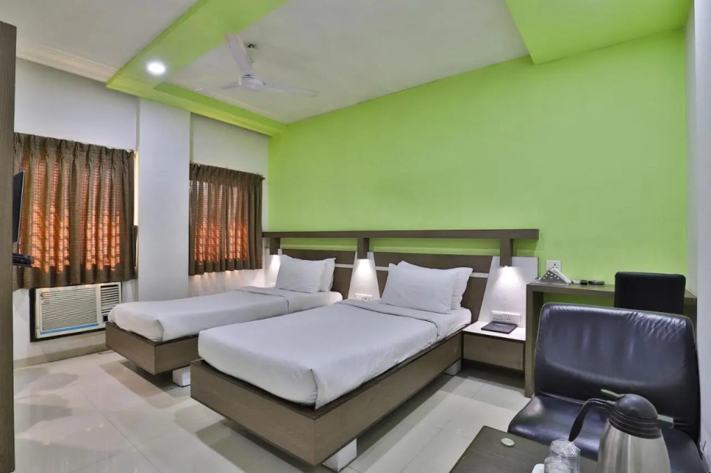 Hotel Merit