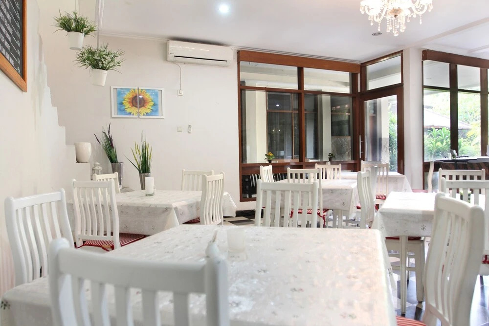 OYO 102 GP Residence