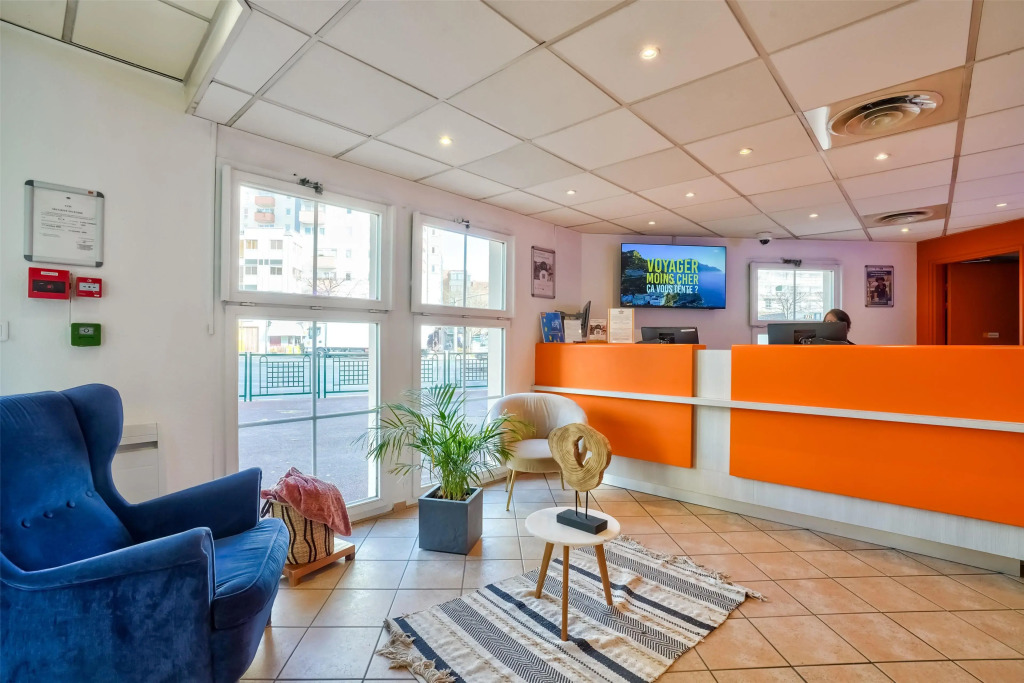 Kyriad ECO - Suresnes - La Defense