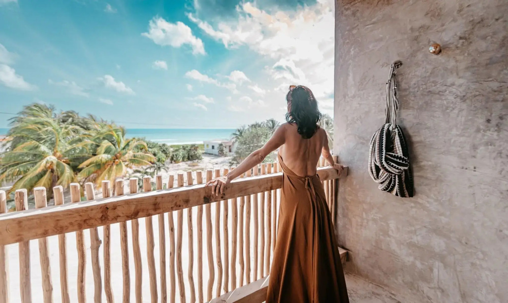 Dos Mares Barefoot Luxury