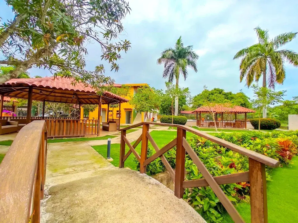 Senderos del Mar, Hotel con AC, Piscina, cerca de Tayrona