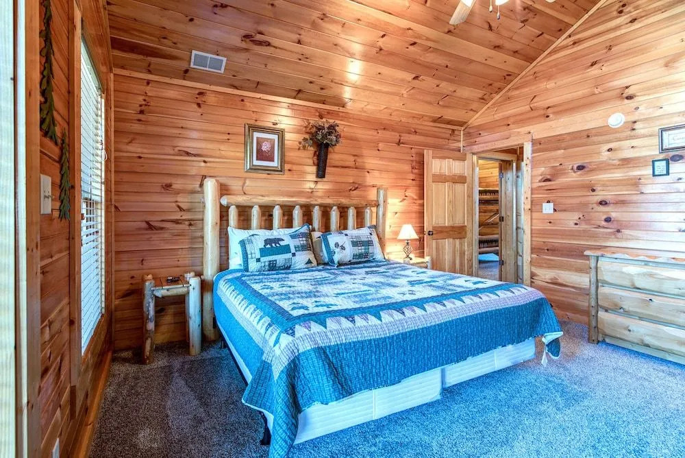 Hemlock Inn by Jackson Mountain Rentals