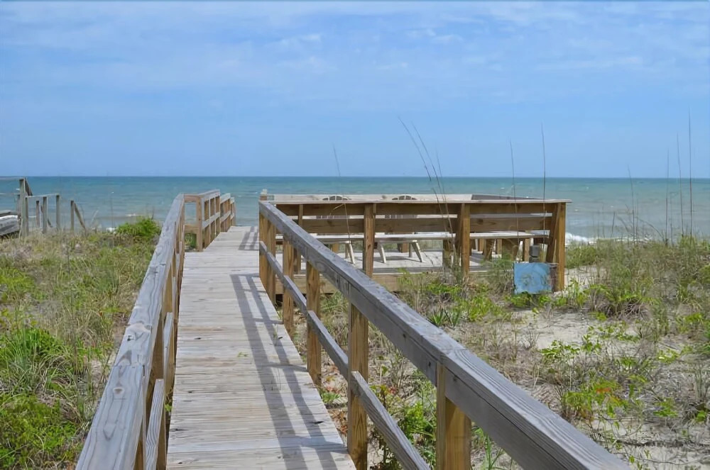 Summer Hill - 4 Br Home