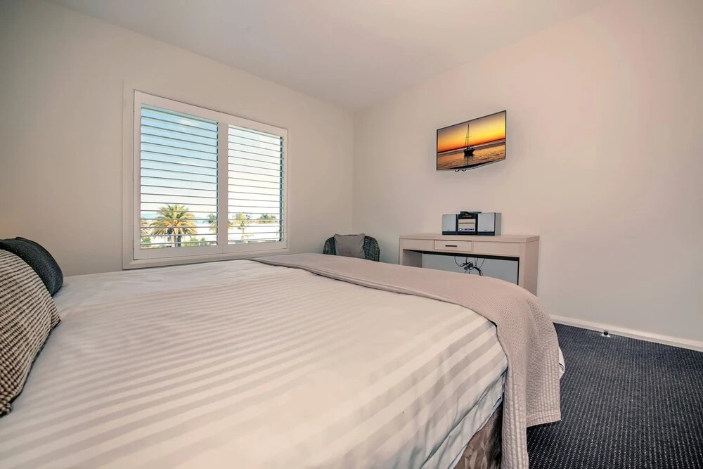 Pacific Blue Apartment 278, 265 Sandy Point Road