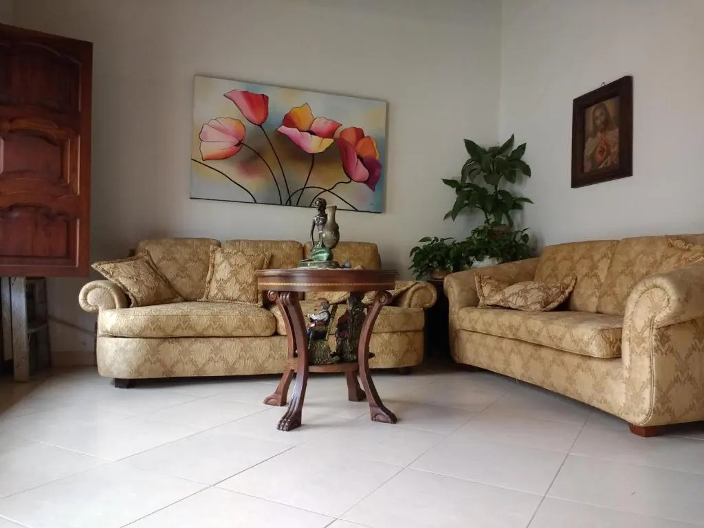 Hotel Fundadores Jardín