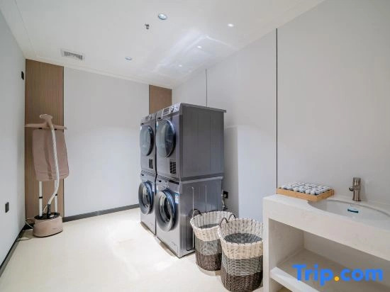 Yimi Collection Hotel (Guangzhou Rainbow Bridge Chenjiaci Subway Station Branch)