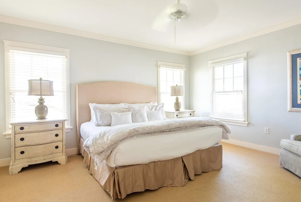 Watercolor - Park District 2-Bedroom Condos by 360 Blue