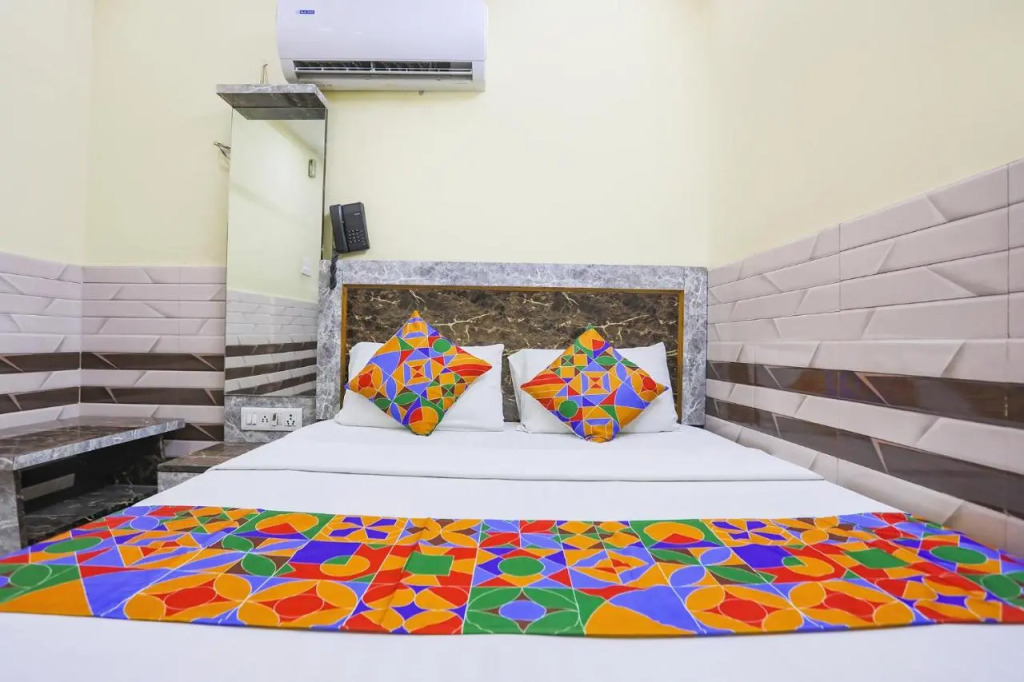 Fabhotel Welcome