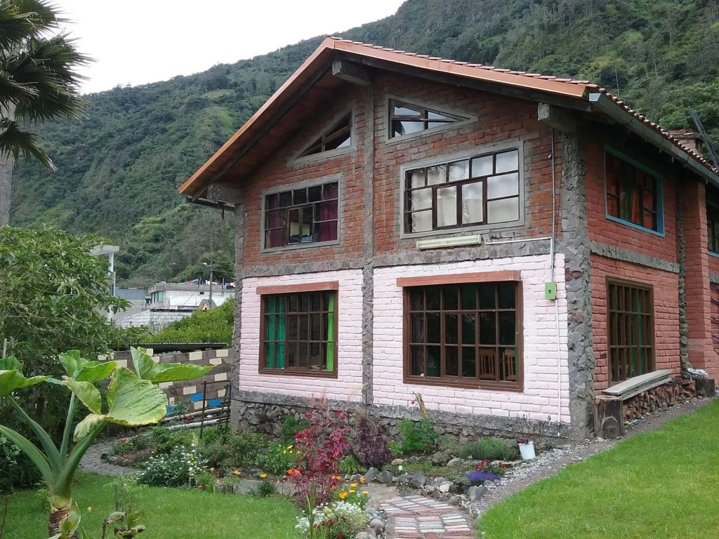 Ayamtai Jea Guest House