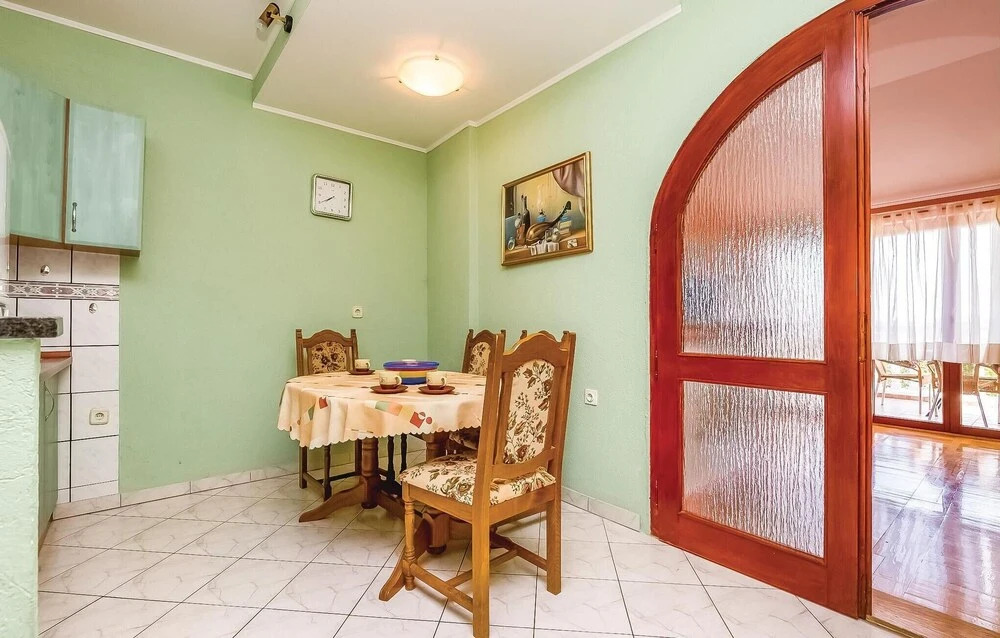 Amazing Home in Crikvenica With Wifi and 2 Bedrooms