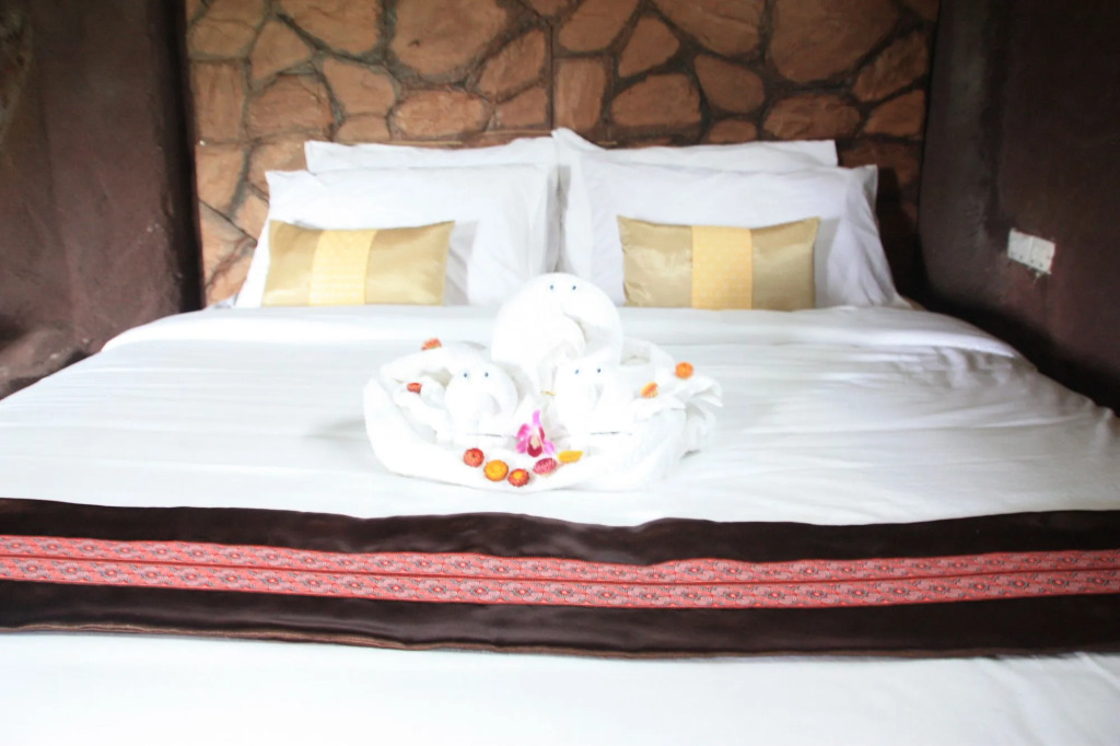 Sainamtok Resort