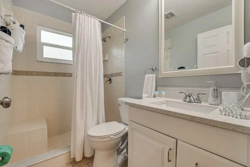 9 Mi to Disney: Themed Rooms & Private Pool!