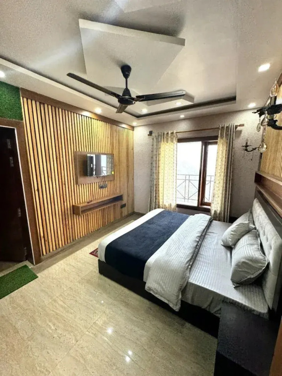 Goroomgo UK Homestay Nainital With Himalayan View
