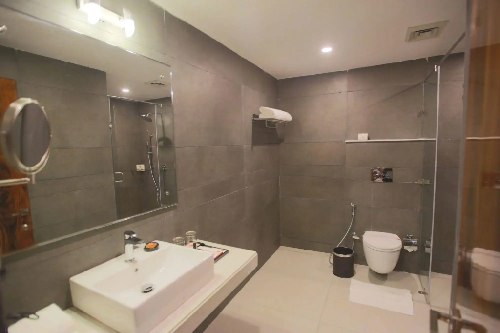 Ana Clarks Inn, Panchkula