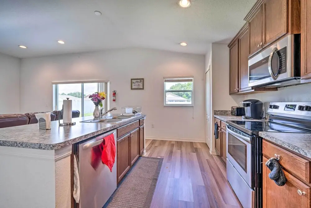 Bright Cypress Gardens Home Near Legoland!