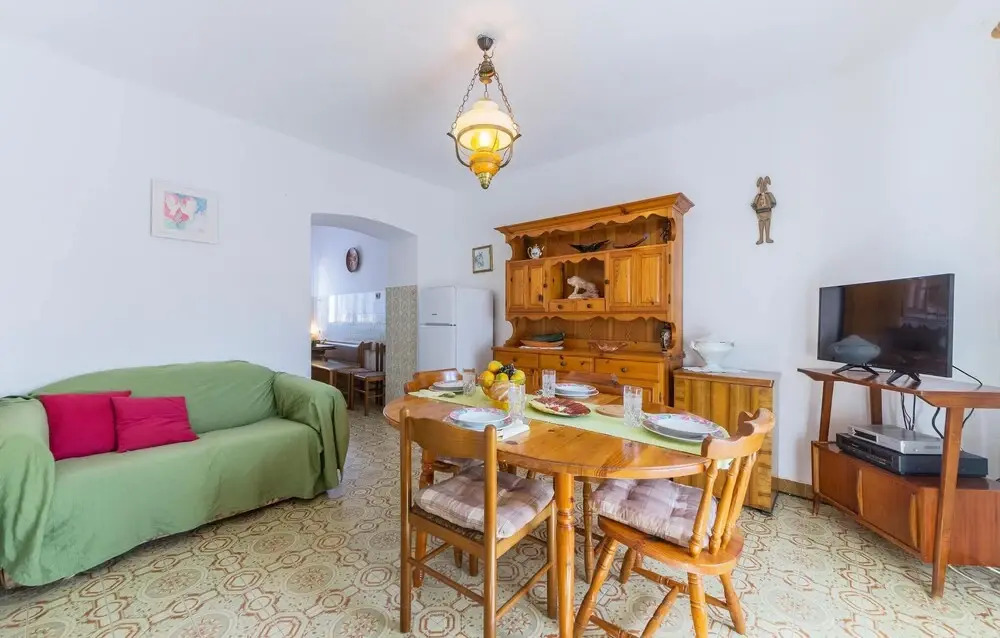 Nice Apartment in Valtura With 2 Bedrooms
