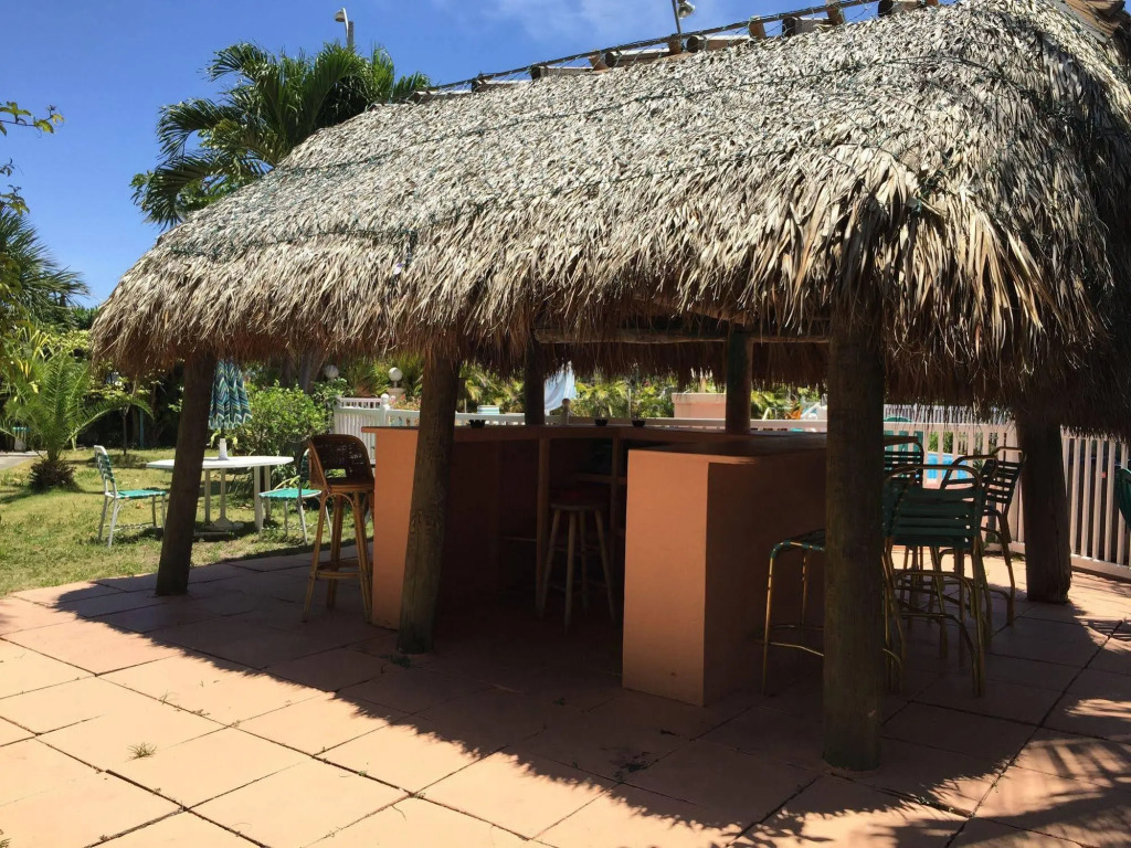 Sea Cove Motel