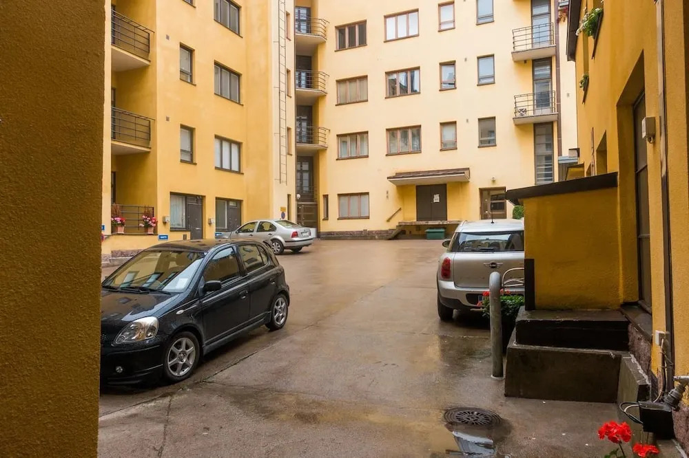 WeHost Pursimiehenkatu 16
