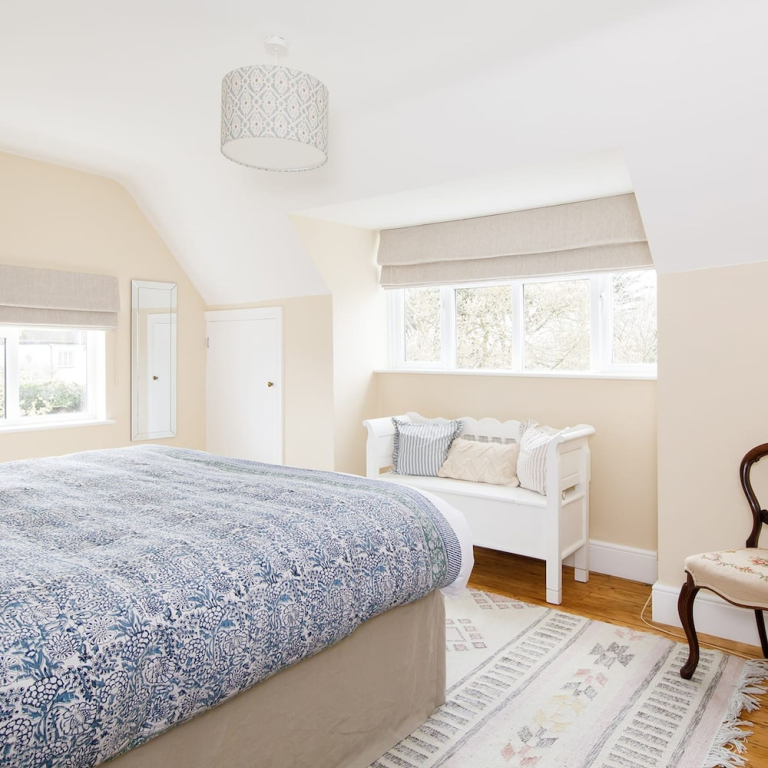 Newly Renovated Cottage 150m from Waterfront