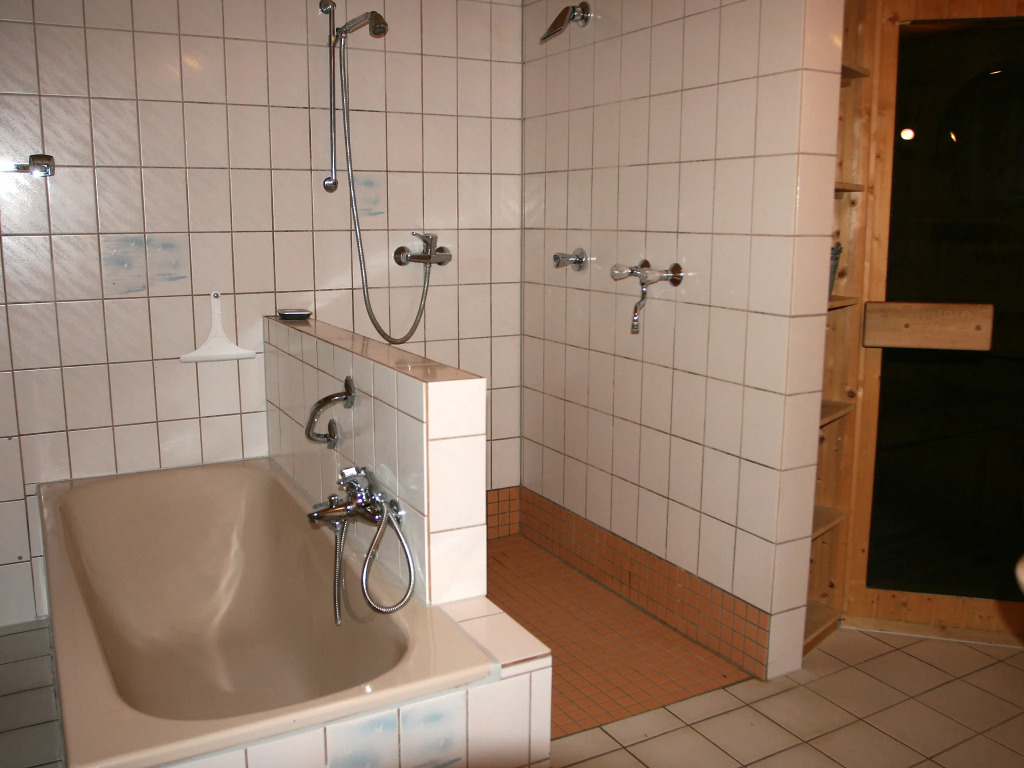Holiday Home Clobes by Interhome