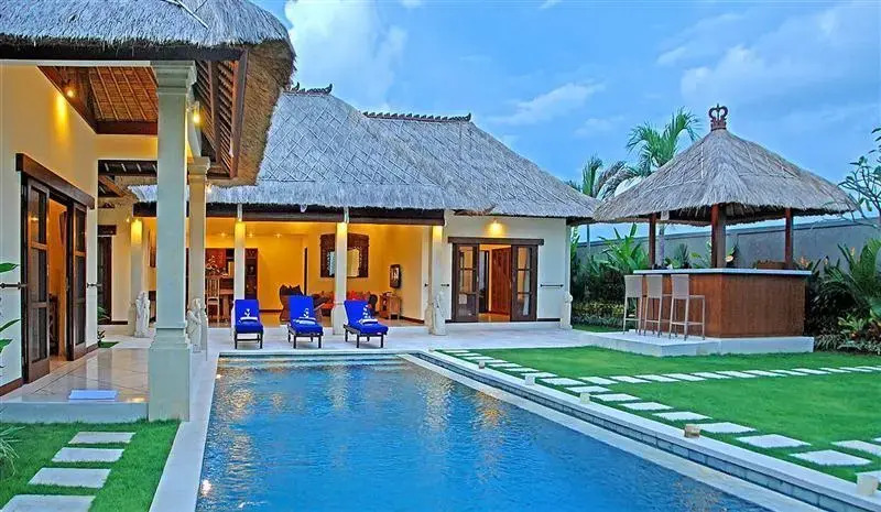 Villa Tinn Tamm by Optimum Bali - Central Seminyak Oberoi