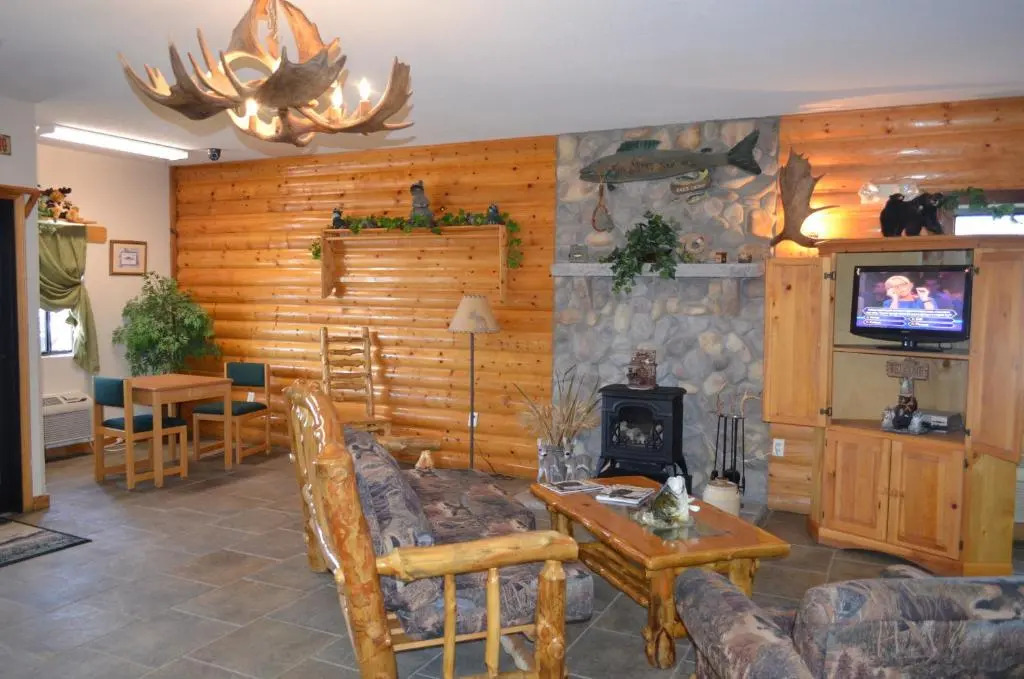 Booneslick Lodge - Neosho