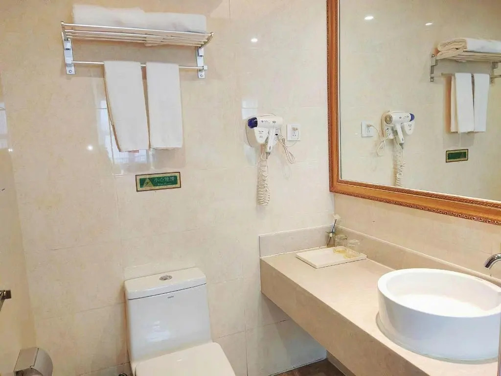 Vienna Hotel Zhejiang Huzhou Changxing Mingzhu Road