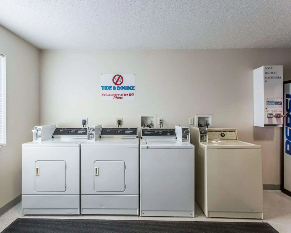 Econo Lodge Belle Fourche