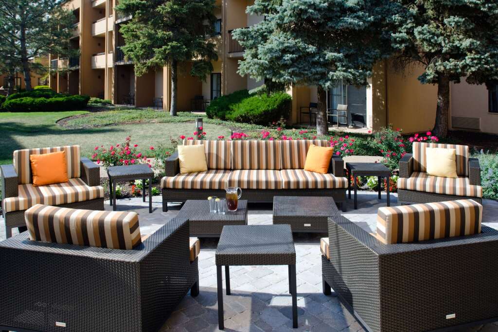 Sonesta Select Kansas City Airport Tiffany Springs