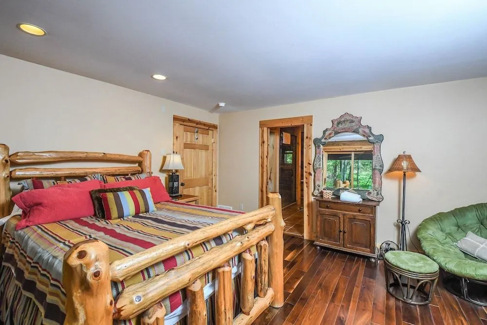 Tao House at Serenity Woods