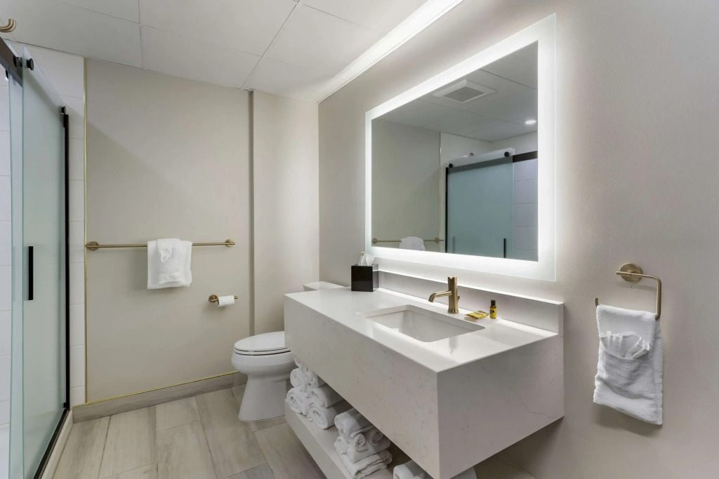 Best Western Plus The Charles Hotel