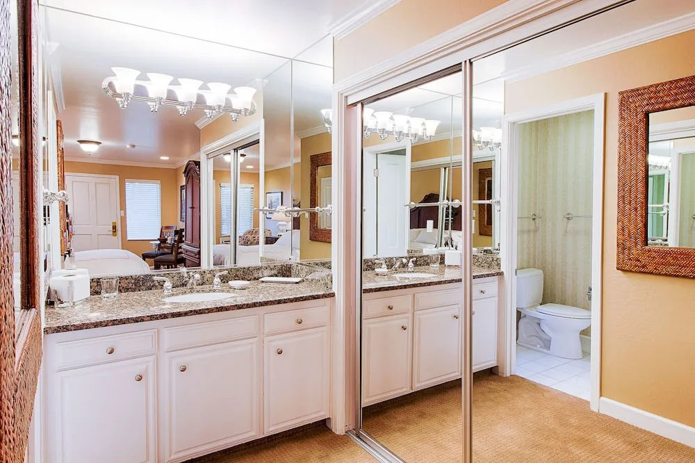 Studio Condo Near Trails #SILV288C