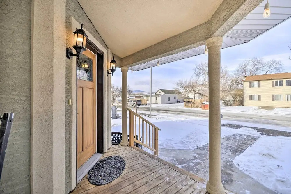 Charming Cody Home, Walk to Downtown!
