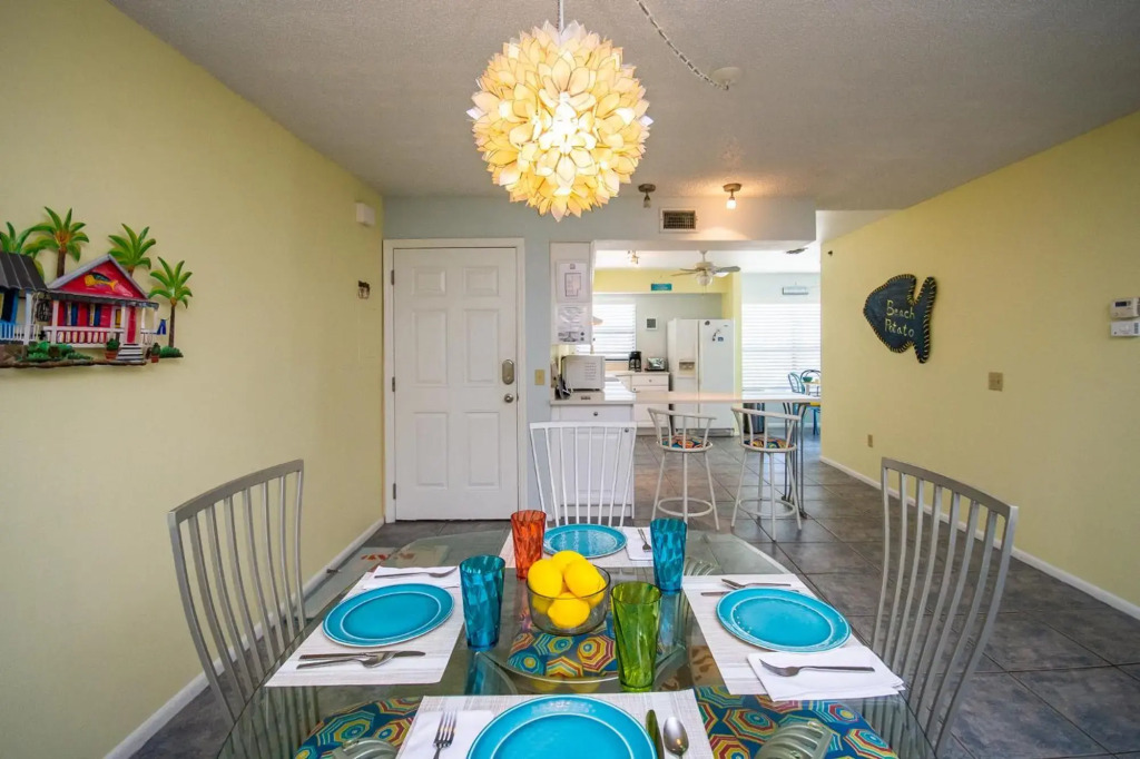 Beach Potato - 3404 Gulf Dr 5