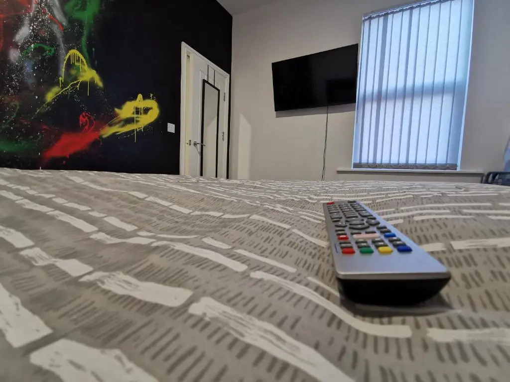 The Bob Marley 'One Love' Liverpool Apartment, Positive vibes, Wifi Netflix