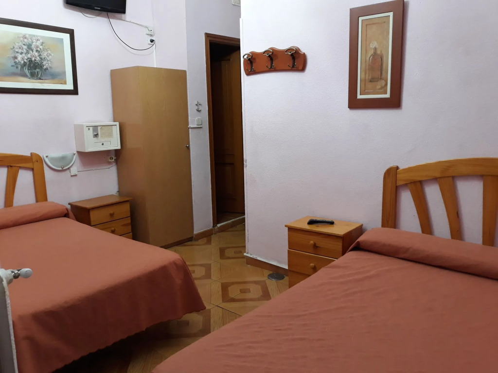 Hostal Fuentesol