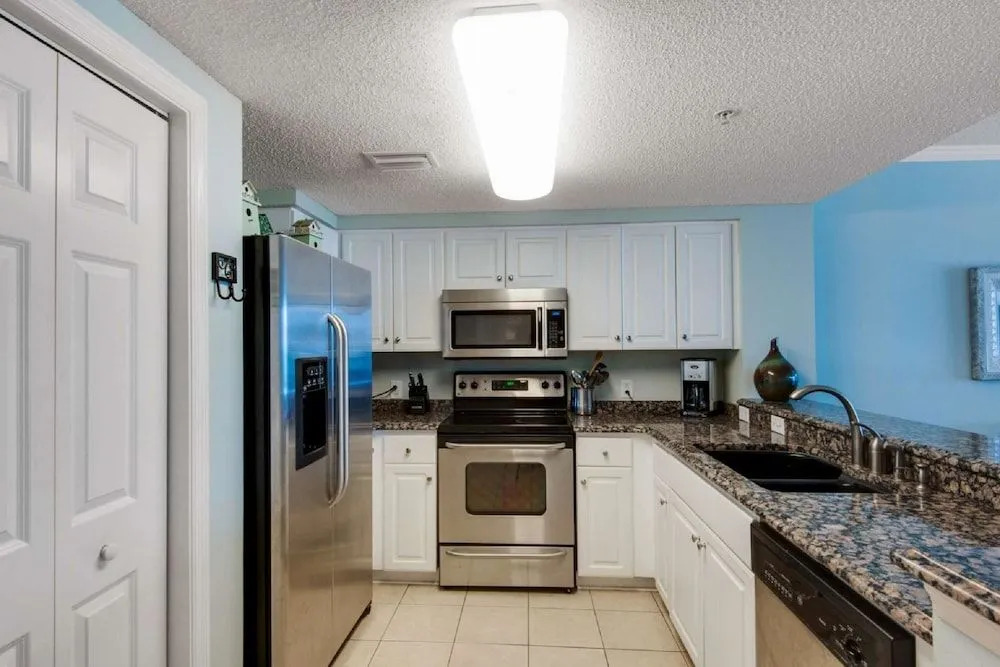 202 Majestic Beach Tower I