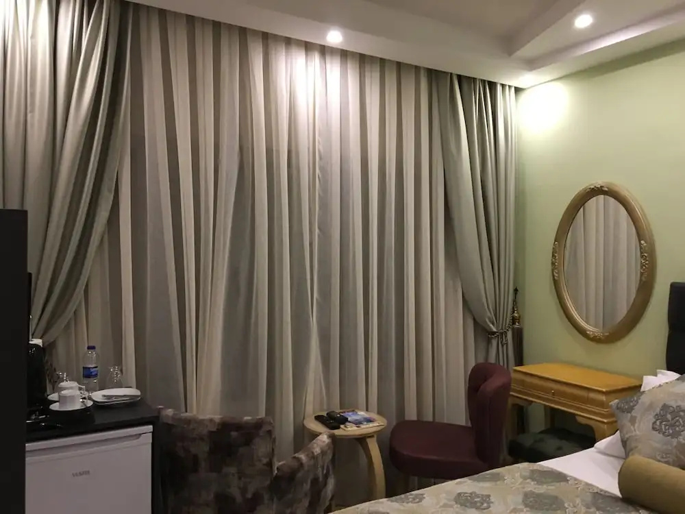Itimat Hotel