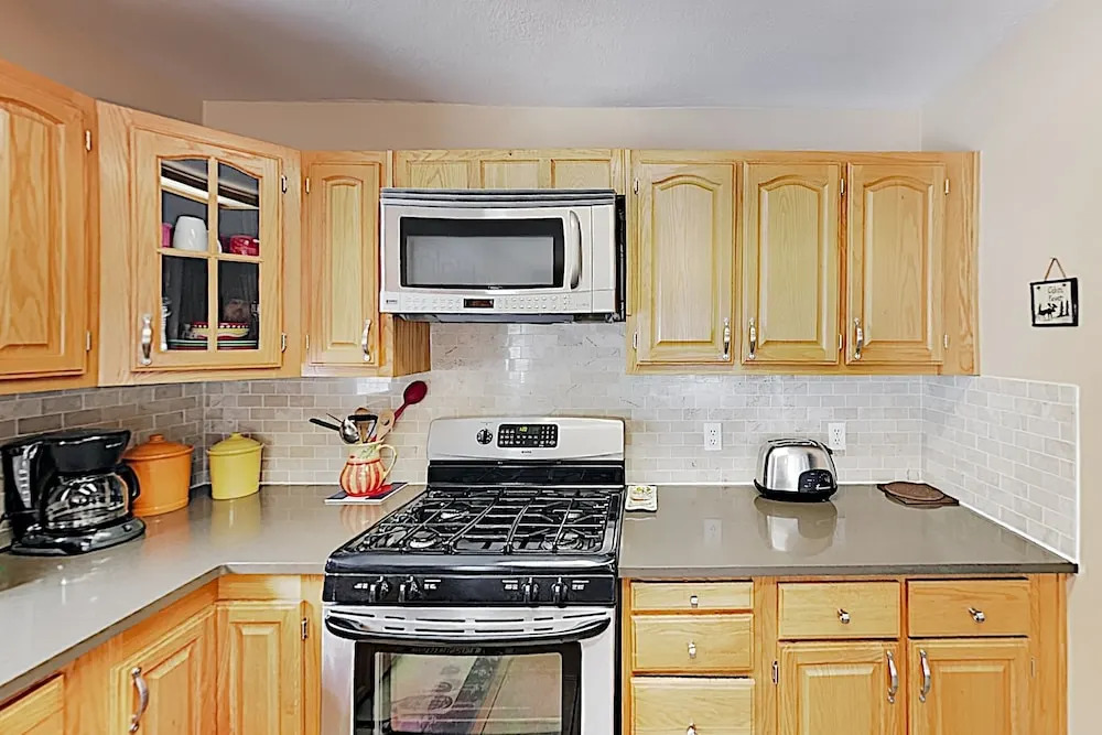 98 Mountain View Trail Cabin - 3 Br cabin by RedAwning