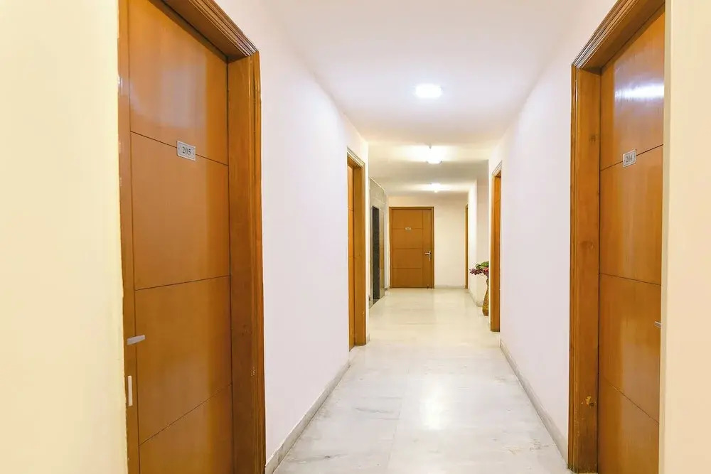 FabHotel Vagmi- 900m from Sikanderpur Metro Station Gurgaon