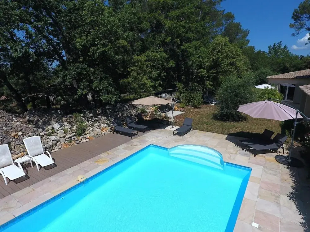 Magnificent Holiday Home With Pool