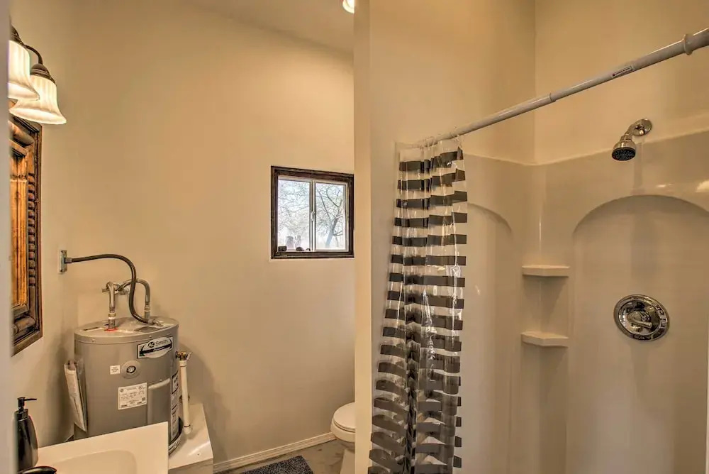 Pet-friendly Cave Creek Villa w/ Backyard Oasis!