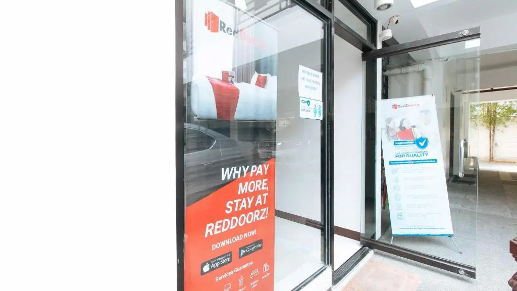 RedDoorz at San Antonio Makati