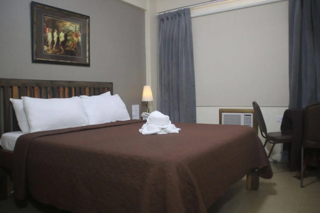 Spring Plaza Hotel
