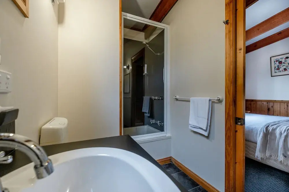Freycinet Cottage 2 - Dolerite
