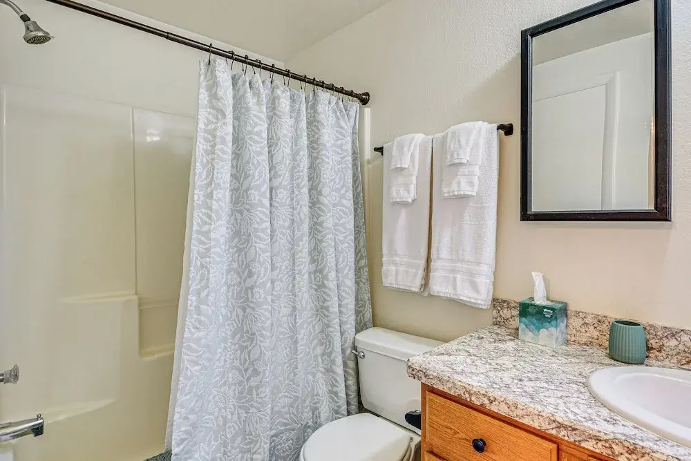 Downtown Cody Getaway - Near Buffalo Bill Center!