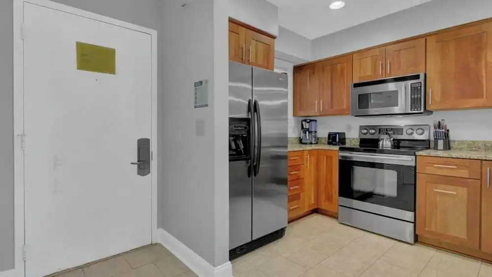7C Mariners Walk by Avantstay Beautiful Porch, Easy Access to Pool + Beach