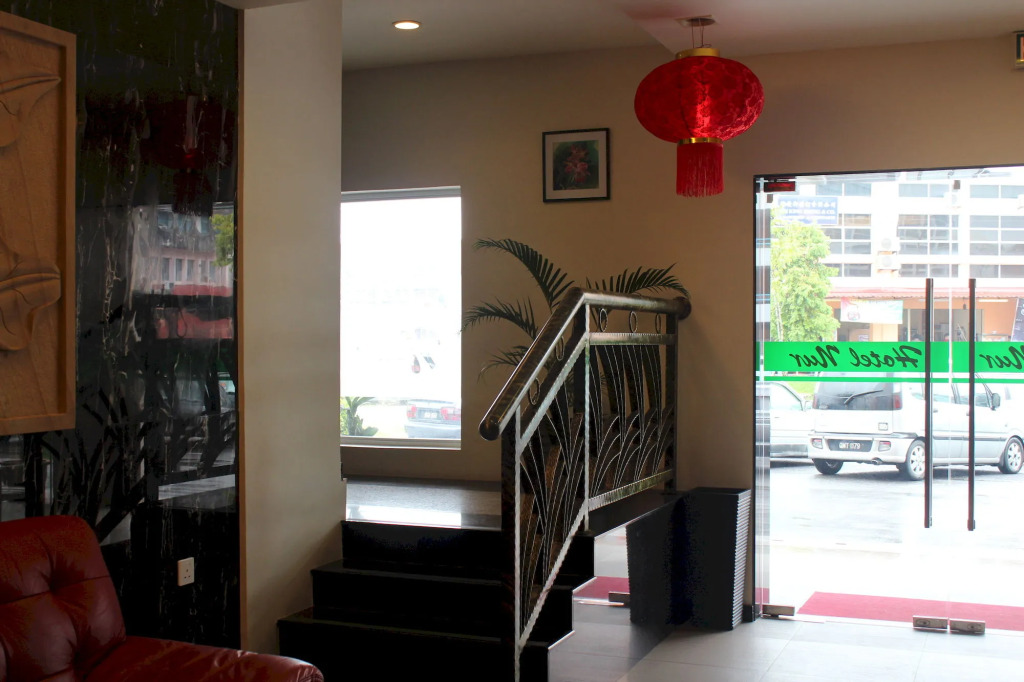 Hotel Nur Miri