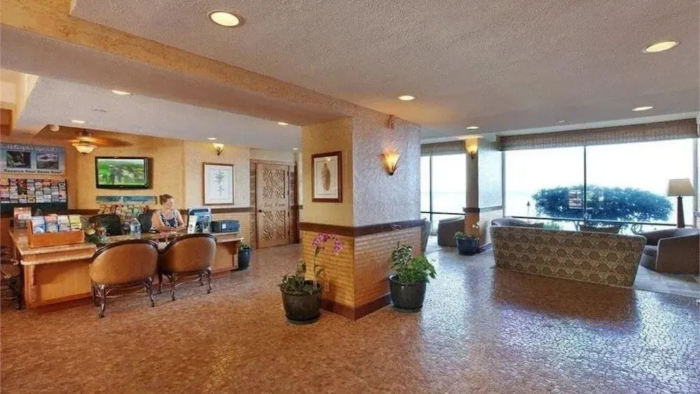 Royal Kahana 1012 by RedAwning
